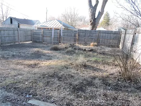206 E Main St, Spring Valley, OH 45370 photo 19