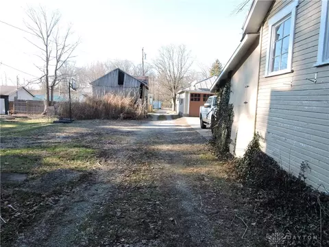 206 E Main St, Spring Valley, OH 45370 photo 6