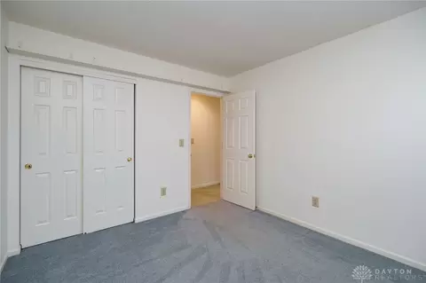 1574 Glenn Abbey Dr, Kettering, OH 45420 photo 28