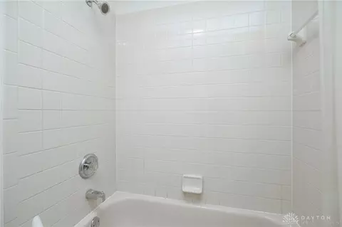 1574 Glenn Abbey Dr, Kettering, OH 45420 photo 23