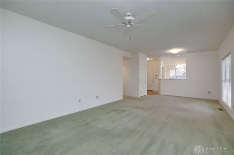 1574 Glenn Abbey Dr, Kettering, OH 45420 photo 11