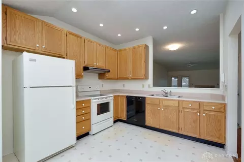 1574 Glenn Abbey Dr, Kettering, OH 45420 photo 15