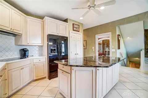 253 Rue Marseille, Kettering, OH 45429 photo 23
