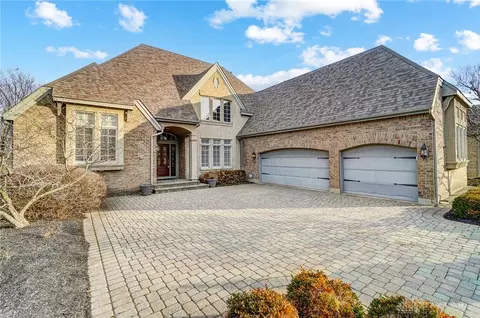 253 Rue Marseille, Kettering, OH 45429 photo 9