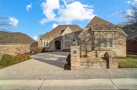 253 Rue Marseille, Kettering, OH 45429 photo 7