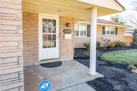 3048 Glenmere Ct, Kettering, OH 45440 photo 2