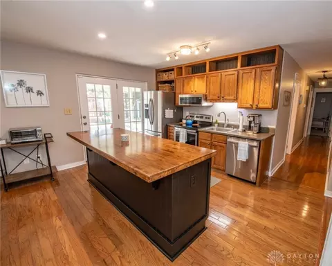 3048 Glenmere Ct, Kettering, OH 45440 photo 9