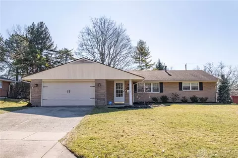 3048 Glenmere Ct, Kettering, OH 45440
