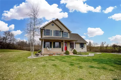 1068 N Tecumseh Rd, Springfield, OH 45504 photo 2