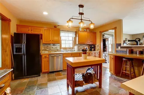 1068 N Tecumseh Rd, Springfield, OH 45504 photo 17
