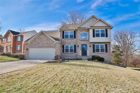 5033 Riverwalk Dr, Kings Mills, OH 45034