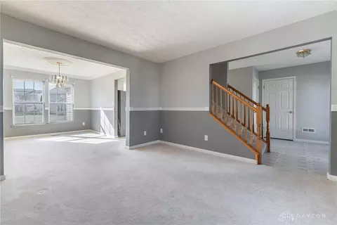 125 Kitty Hawk Dr, Springboro, OH 45066 photo 3