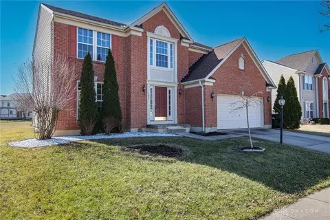 125 Kitty Hawk Dr, Springboro, OH 45066 photo 2