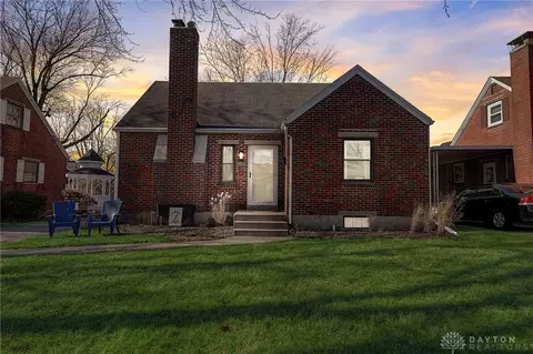 557 Shadowlawn Ave, Dayton, OH 45419
