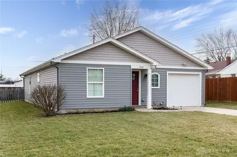 1306 Willowdale Ave, Dayton, OH 45429