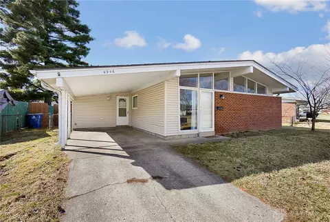 4946 Bayside Dr, Dayton, OH 45431