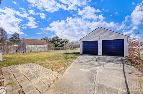 2482 E Aragon Ave, Dayton, OH 45420 photo 26