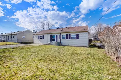 2482 E Aragon Ave, Dayton, OH 45420 photo 24