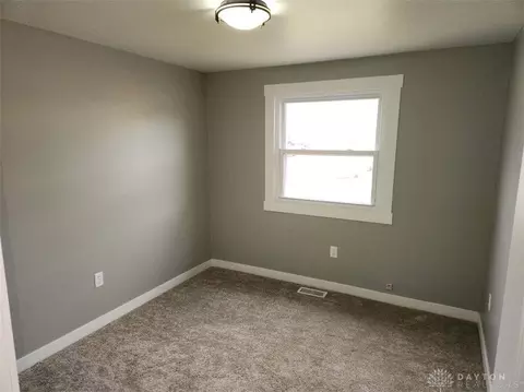 316 Sheets St, Union, OH 45322 photo 9