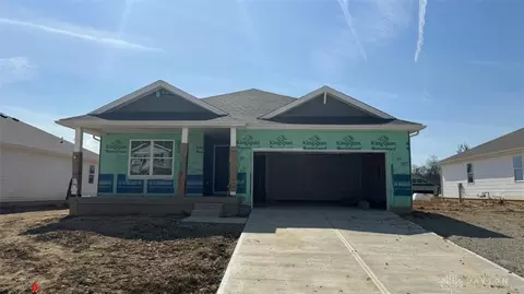 1424 Hawkshead St, Xenia, OH 45385