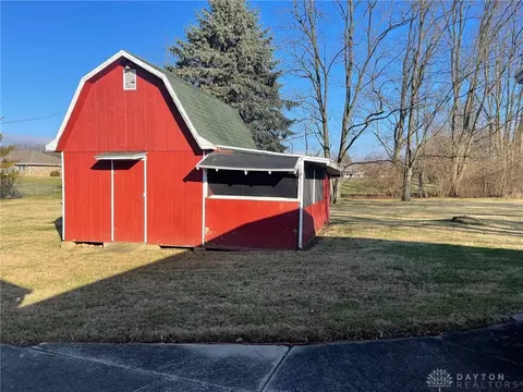 4714 Middle Urbana Rd, Springfield, OH 45503 photo 23