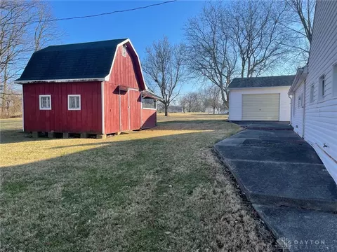 4714 Middle Urbana Rd, Springfield, OH 45503 photo 22