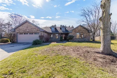 240 Fivepines Ct, Clayton, OH 45315