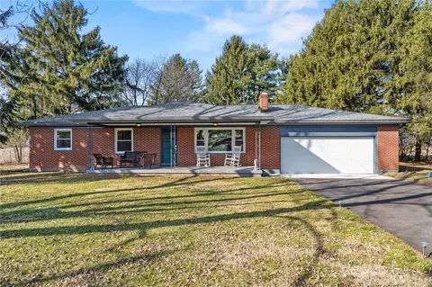 6715 Tanyard Rd, Yellow Springs, OH 45387