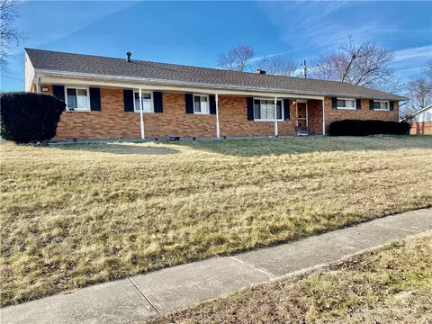 1222 Wise Dr, Miamisburg, OH 45342
