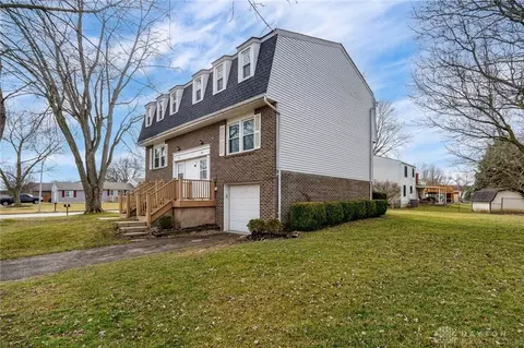 401 Rinehart Rd, Englewood, OH 45322