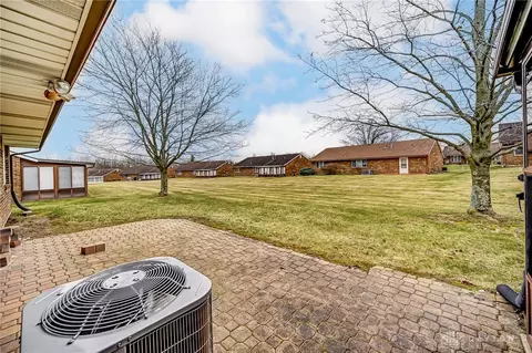 1135 Foxboro Rd, Springfield, OH 45503 photo 40
