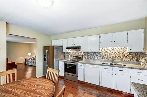 1135 Foxboro Rd, Springfield, OH 45503 photo 14