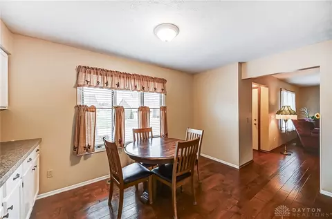 1135 Foxboro Rd, Springfield, OH 45503 photo 17