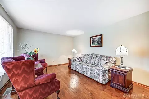 1135 Foxboro Rd, Springfield, OH 45503 photo 9