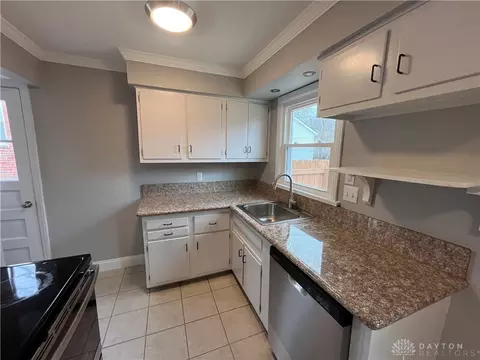 3204 Mirimar St, Kettering, OH 45409 photo 10