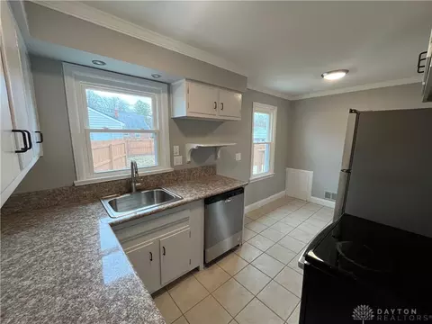 3204 Mirimar St, Kettering, OH 45409 photo 11