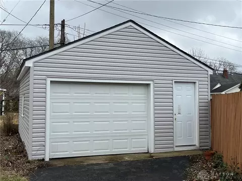 3204 Mirimar St, Kettering, OH 45409 photo 24