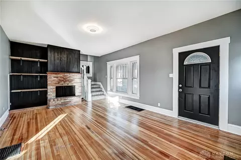 457 E Cecil St, Springfield, OH 45503 photo 7