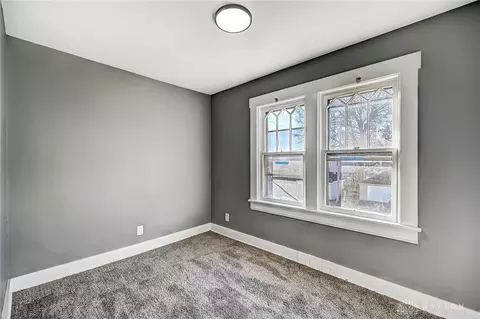 457 E Cecil St, Springfield, OH 45503 photo 23