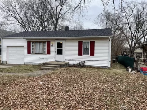 2211 Whittier St, Middletown, OH 45042