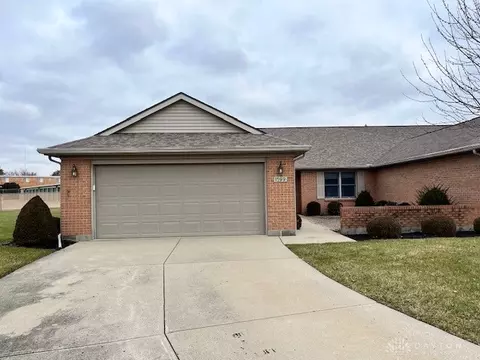 1599 Dee Anne Dr, Xenia, OH 45385