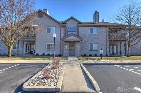 1870 Piper Ln #101, Dayton, OH 45440