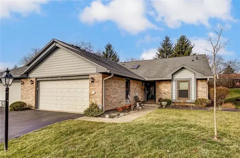 63 Pheasant Run Cir, Springboro, OH 45066 photo 2