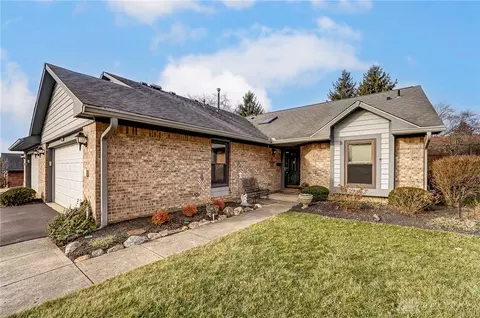 63 Pheasant Run Cir, Springboro, OH 45066 photo 3