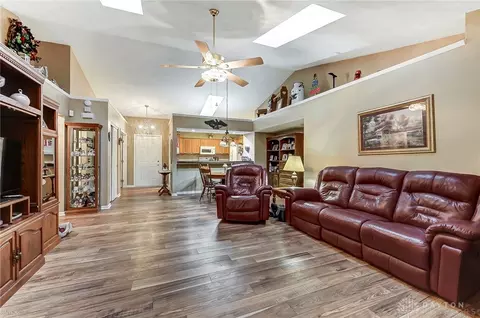 63 Pheasant Run Cir, Springboro, OH 45066 photo 16
