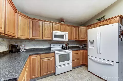 63 Pheasant Run Cir, Springboro, OH 45066 photo 12