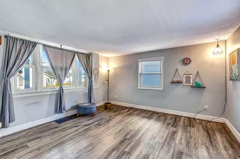 4616 Ward St, Cincinnati, OH 45227 photo 6
