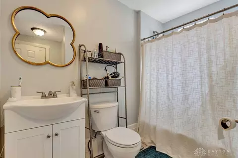 4616 Ward St, Cincinnati, OH 45227 photo 24