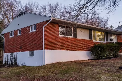 134 Stubbs Dr, Trotwood, OH 45426