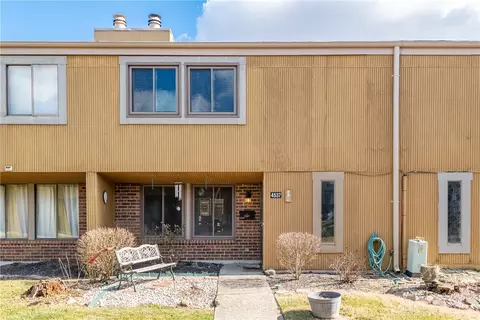 4537 Lansmore Dr, Dayton, OH 45415